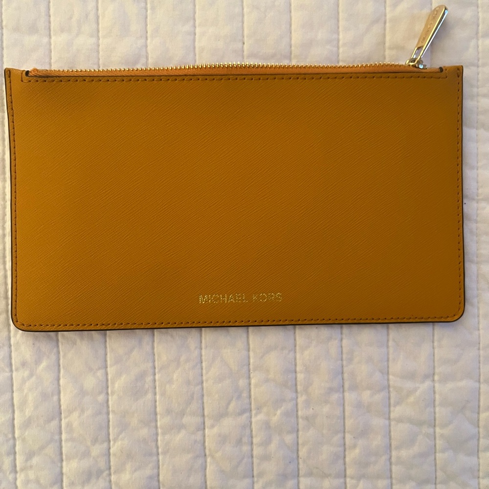 Michael Kors jet setter